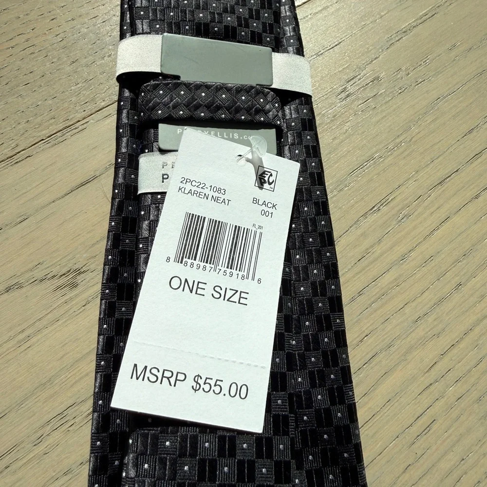 NWT Perry Ellis Portfolio Black Klaren Neat Textured Tie